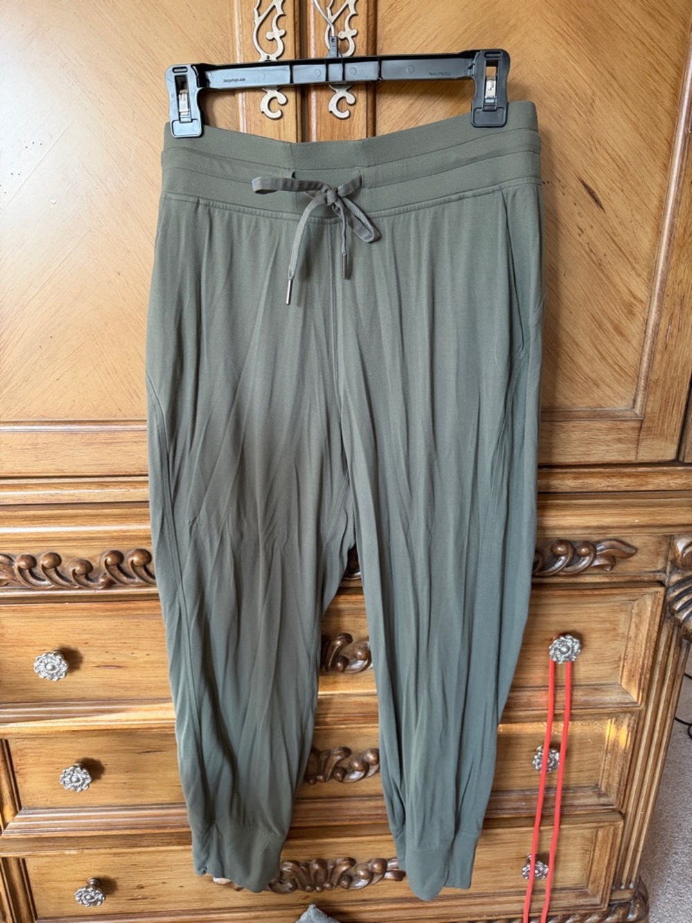 lululemon athletica Olive Drawstring Joggers
